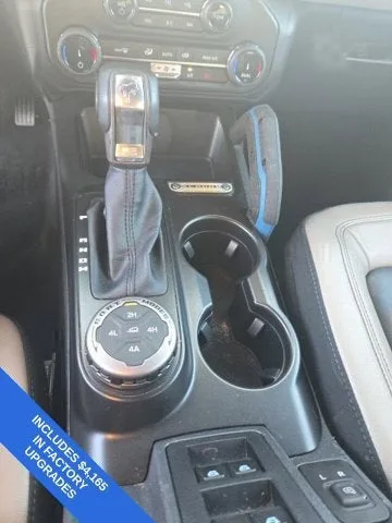 2022 Ford Bronco Base photo 23