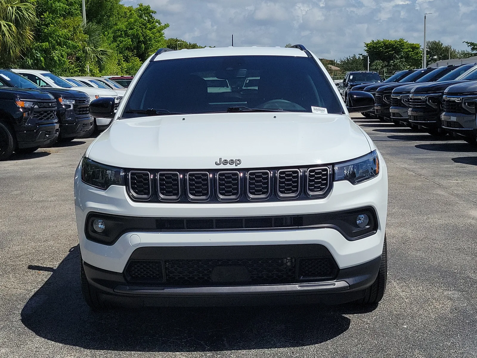 2025 Jeep Compass Latitude photo 8