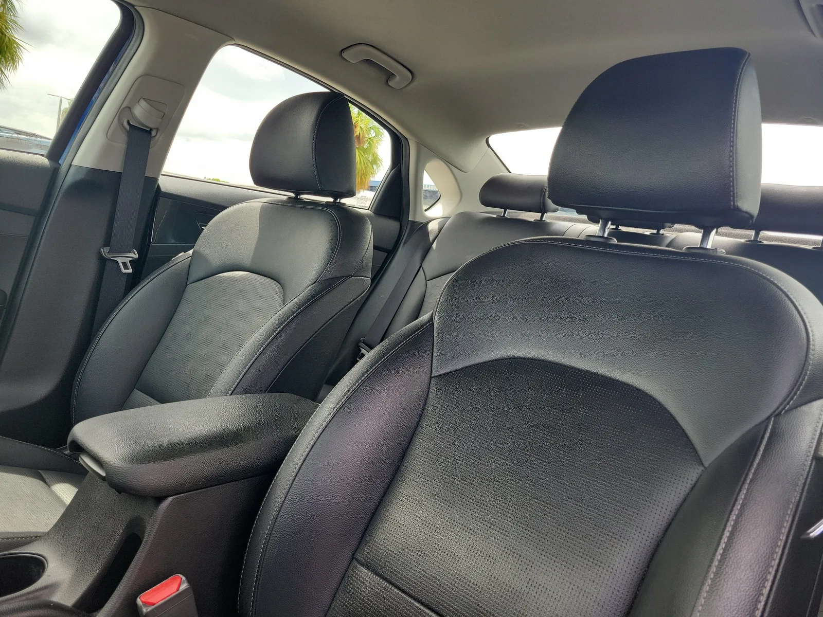 2020 Kia Forte EX photo 22
