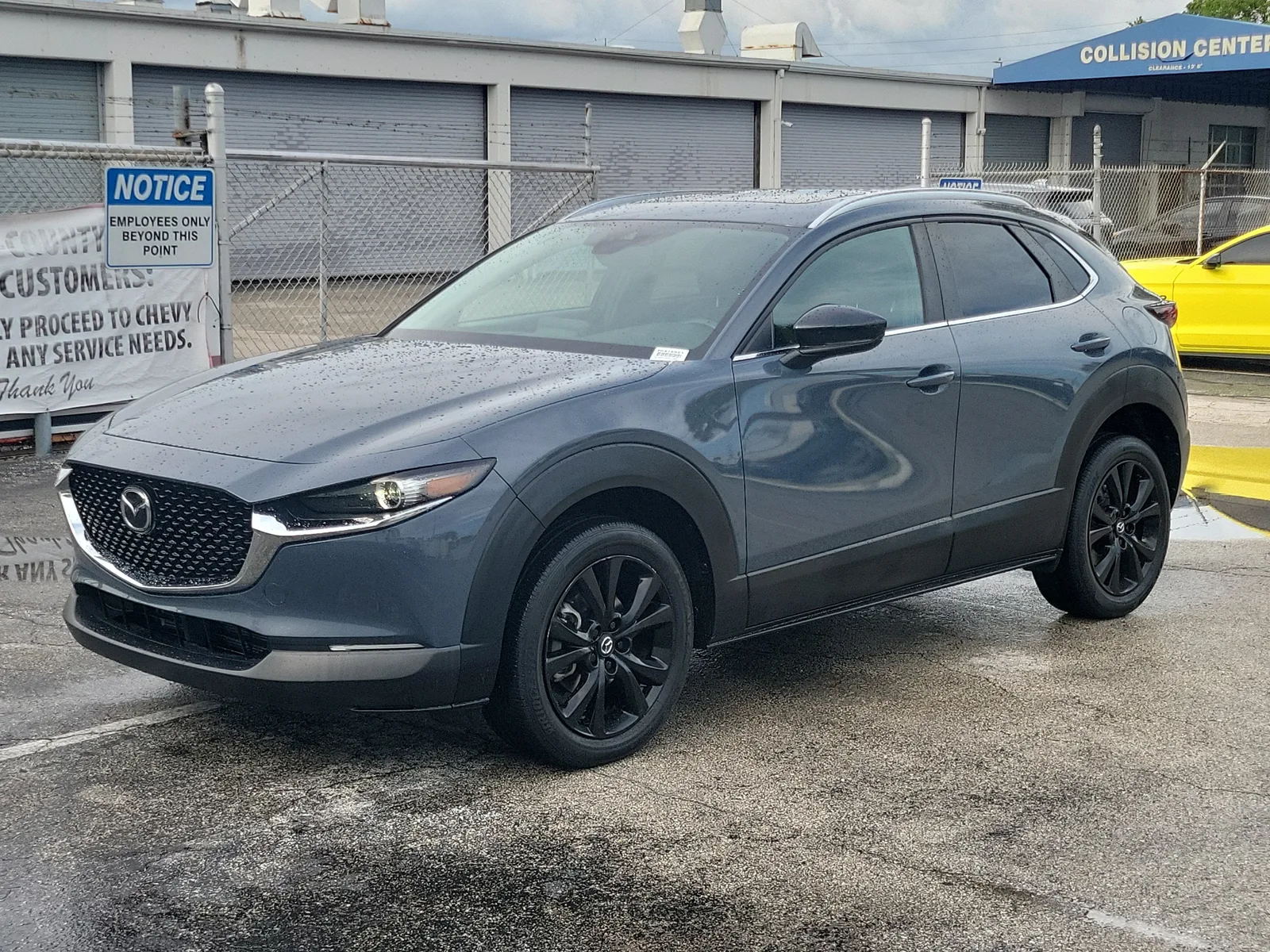 2023 Mazda CX-30 2.5 S Carbon Edition photo 7