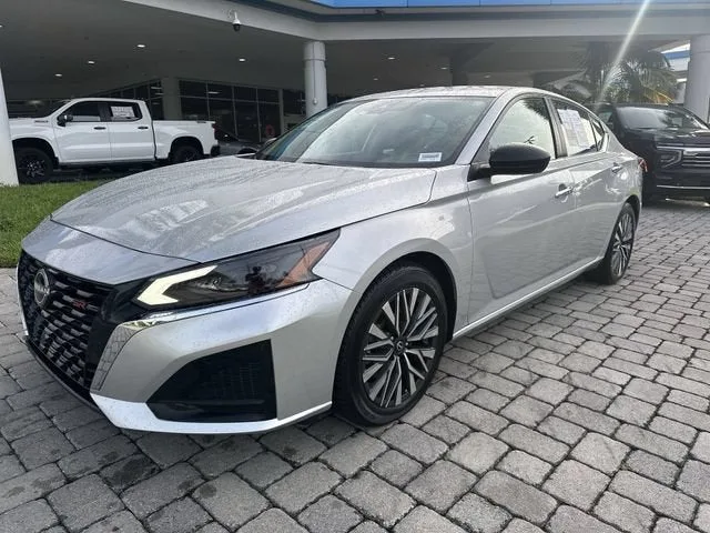 2024 Nissan Altima 2.5 SV photo 20