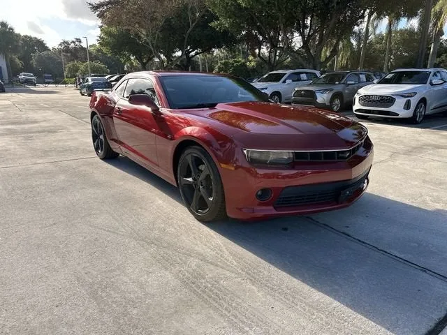 2015 Chevrolet Camaro LT photo 16