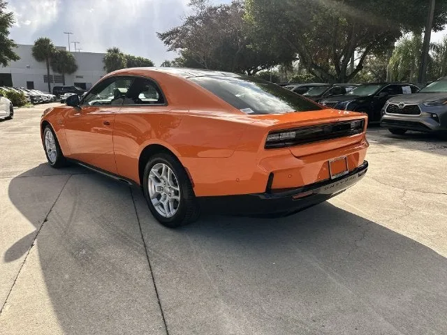 2025 Dodge Charger Daytona R/T photo 34