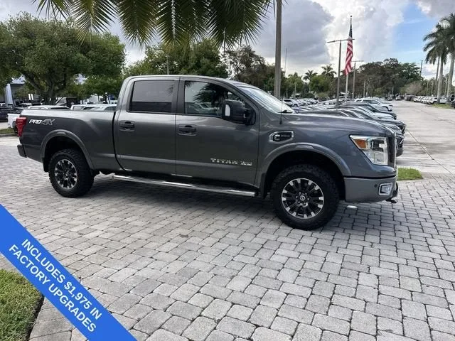 2019 Nissan Titan XD PRO-4X photo 15