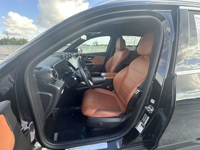 2023 Mercedes-Benz GLC GLC 300 photo 30