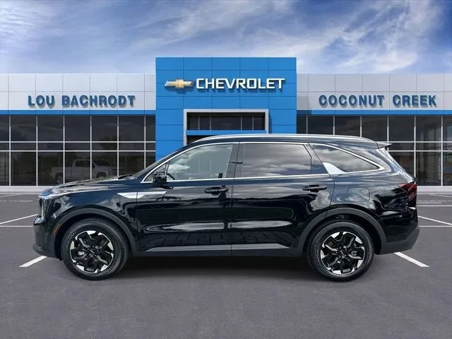 2026 Kia Sorento S photo 5