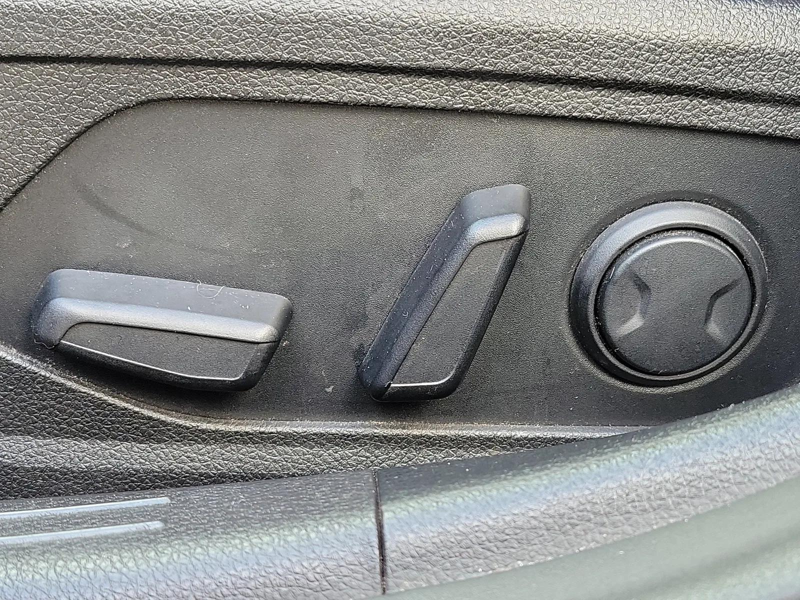 2022 Kia K5 GT-Line photo 23
