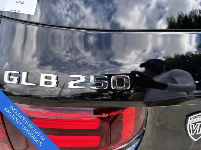 2025 Mercedes-Benz GLB GLB 250 photo 39