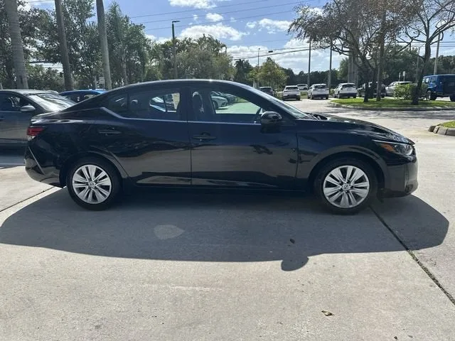 2024 Nissan Sentra S photo 21