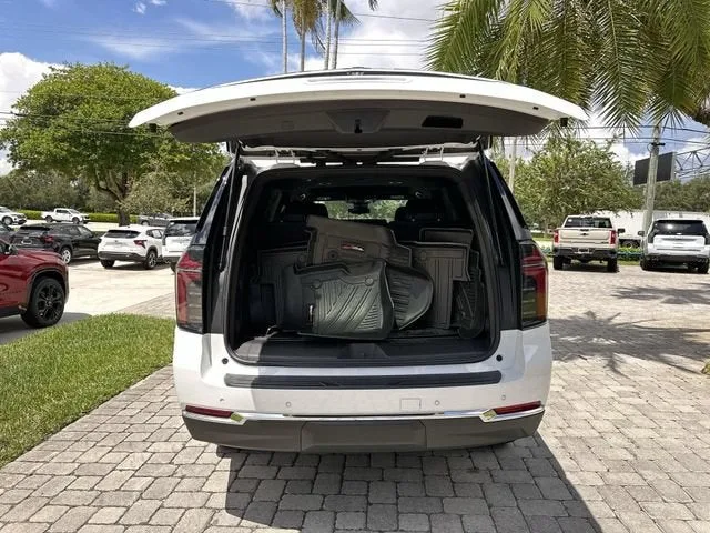 2025 Chevrolet Tahoe LS photo 28