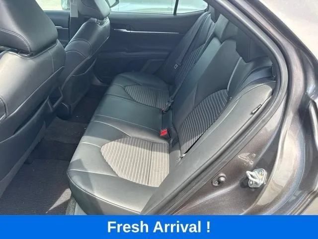 2021 Toyota Camry SE Nightshade photo 3