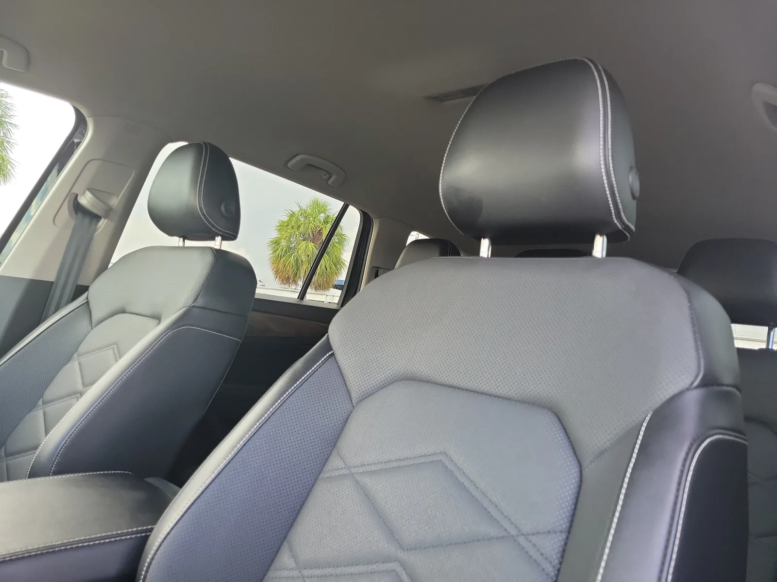 2024 Volkswagen Atlas 2.0T SE photo 21
