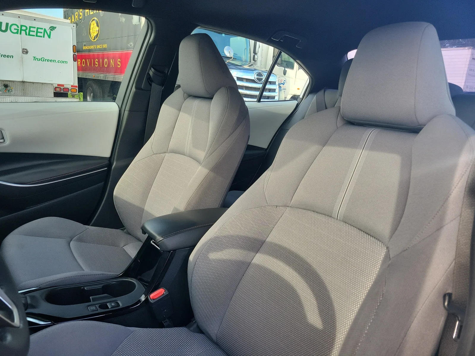 2024 Toyota Corolla SE photo 22