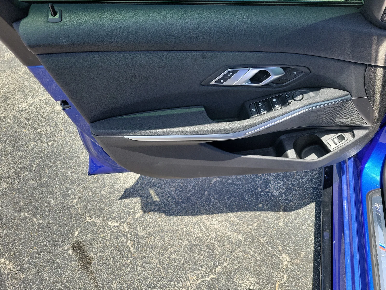 2020 BMW 3 Series 330i photo 22