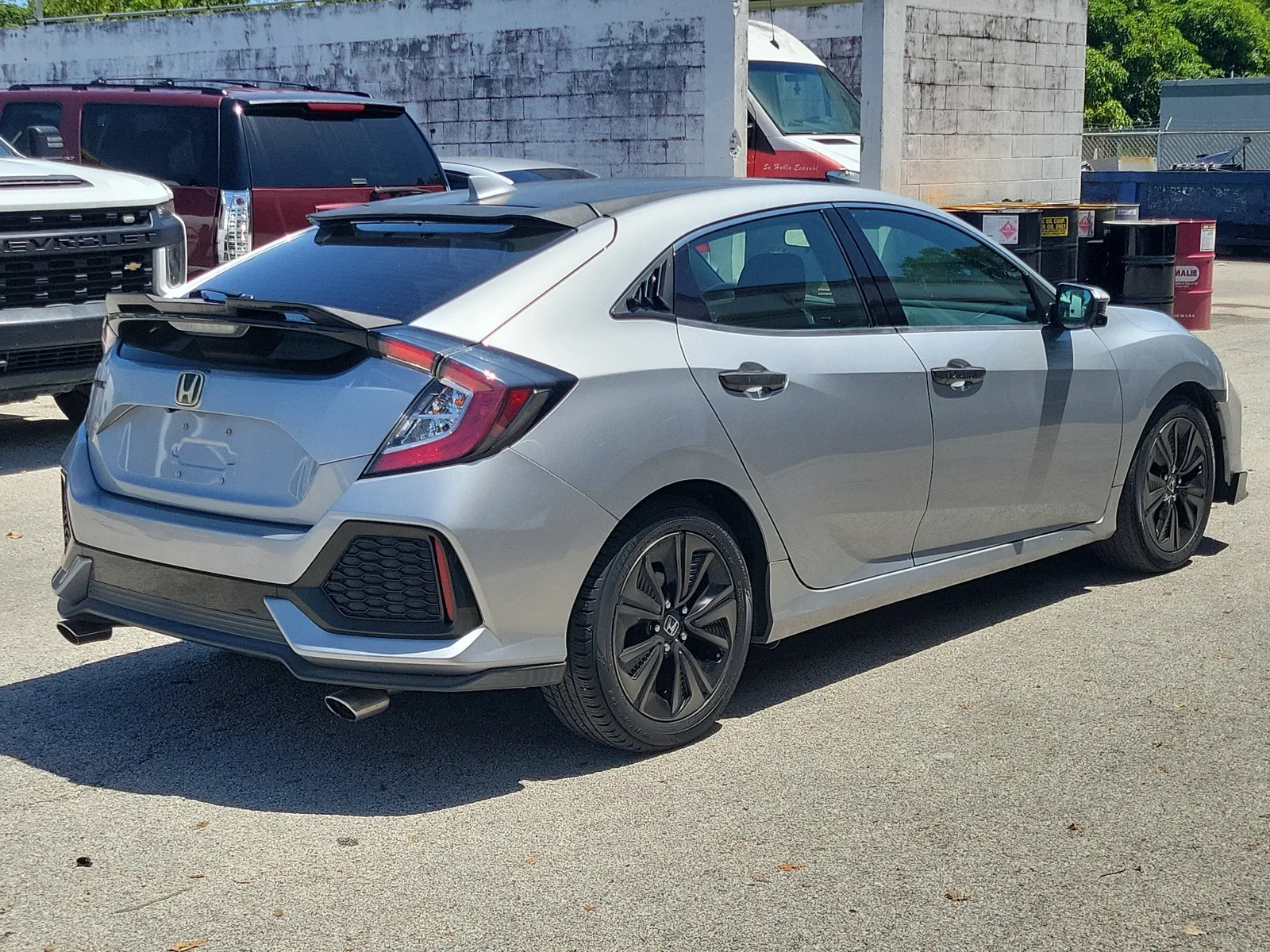 2019 Honda Civic Hatchback EX photo 4