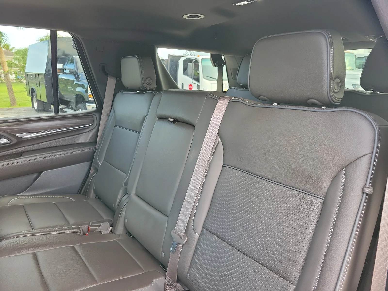 2024 GMC Yukon Denali photo 14