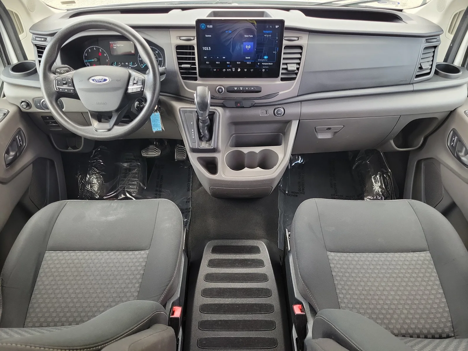 2022 Ford Transit Passenger Wagon XL photo 18