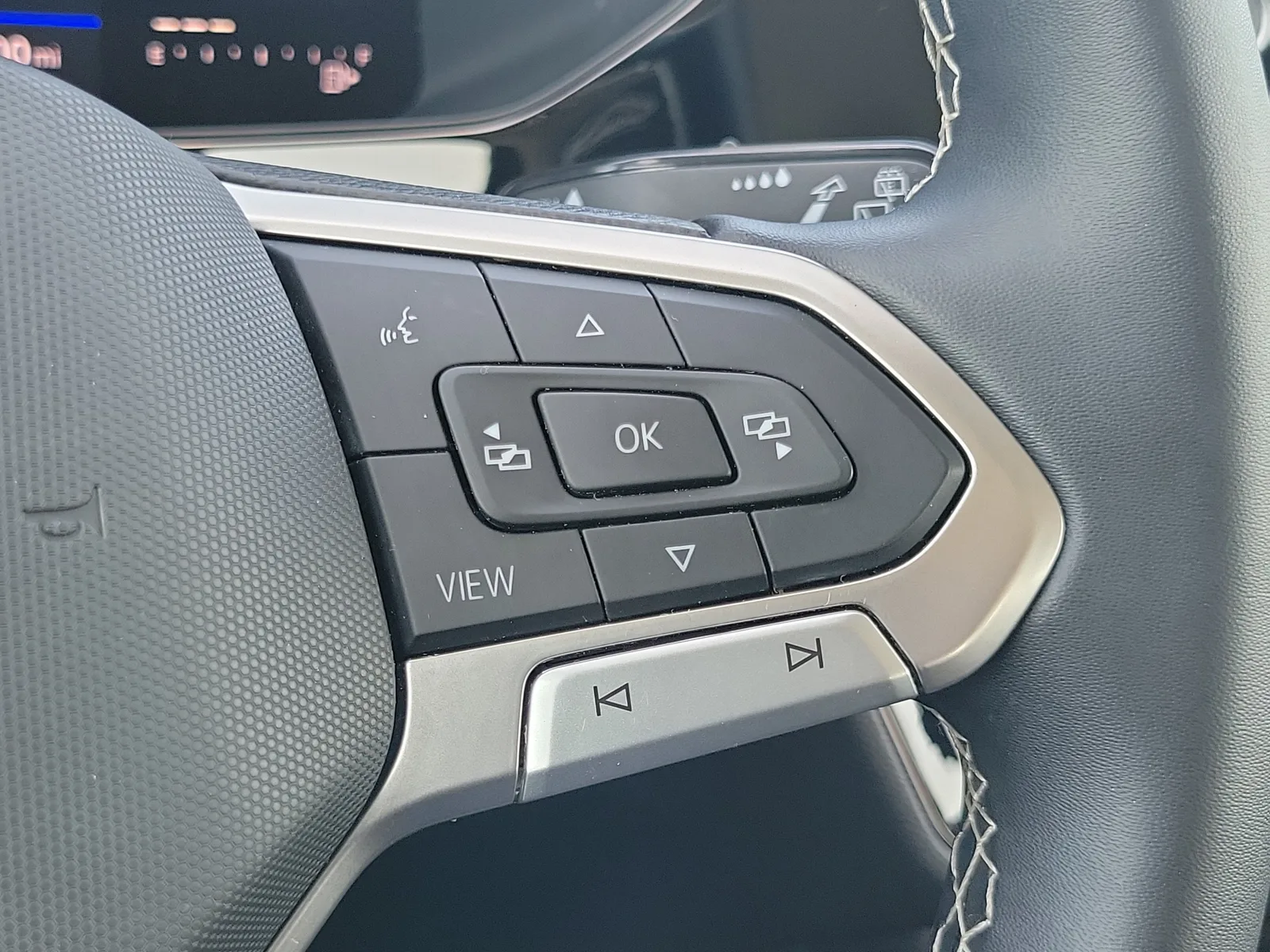2023 Volkswagen Taos S photo 26