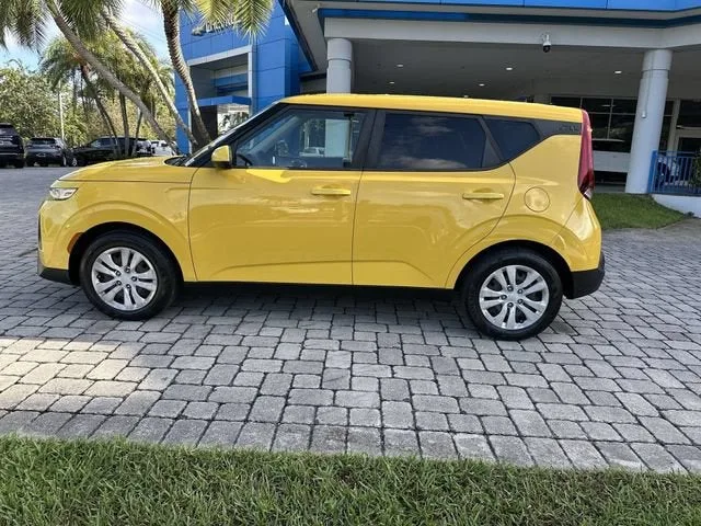 2020 Kia Soul LX photo 32