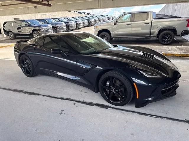2015 Chevrolet Corvette Stingray 2LT photo 12