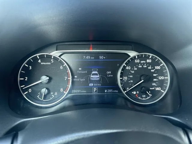 2025 Nissan Altima SV photo 26