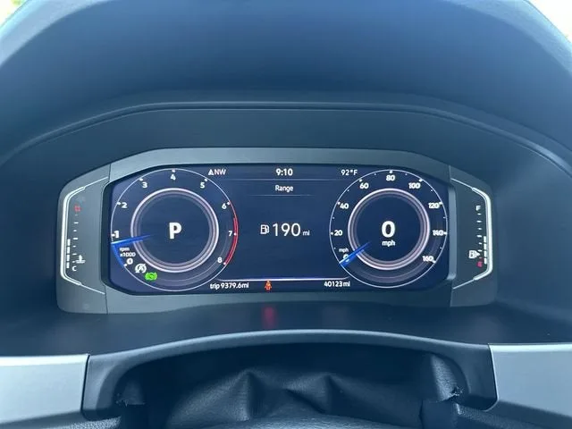 2022 Volkswagen Atlas 2.0T SE w/Technology photo 26
