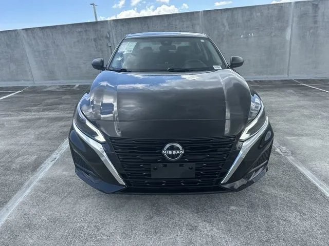 2024 Nissan Altima 2.5 SV photo 18