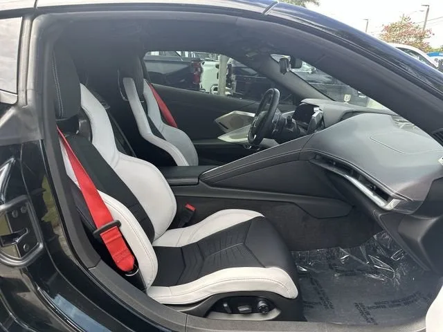 2023 Chevrolet Corvette Stingray 2LT photo 28