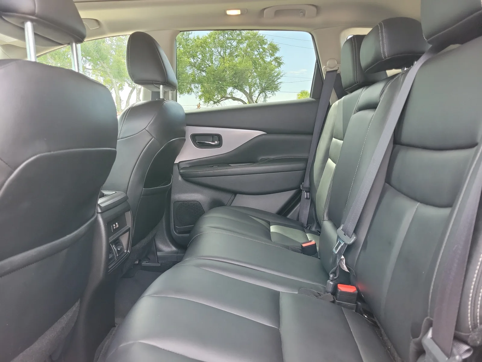 2021 Nissan Murano SV photo 15
