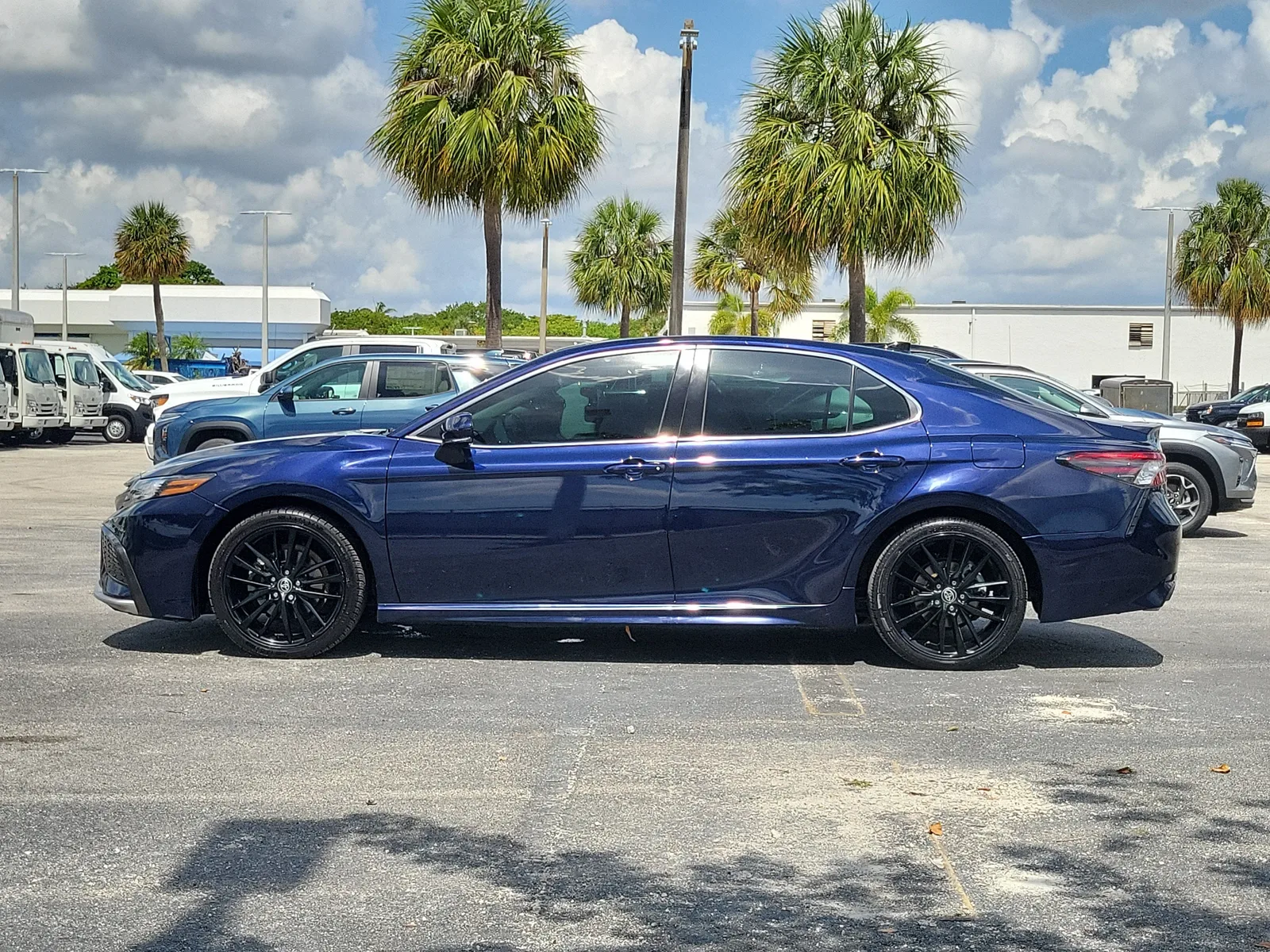 2021 Toyota Camry XSE photo 6