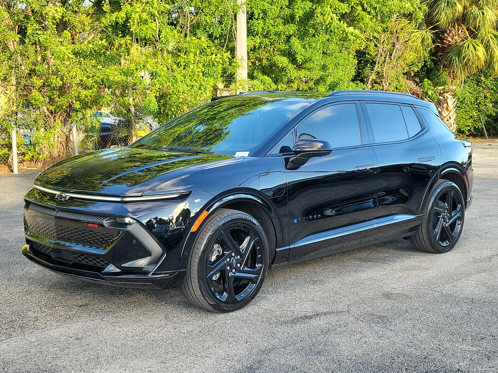 2024 Chevrolet Equinox EV RS photo 7