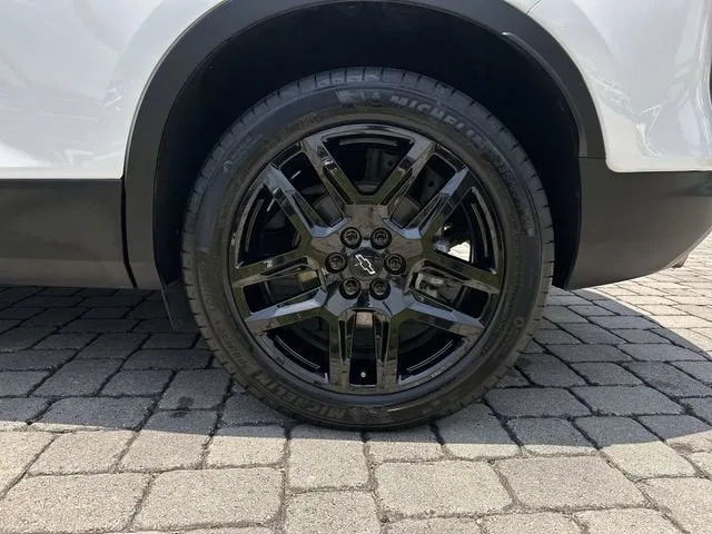 2023 Chevrolet Blazer 2LT photo 11