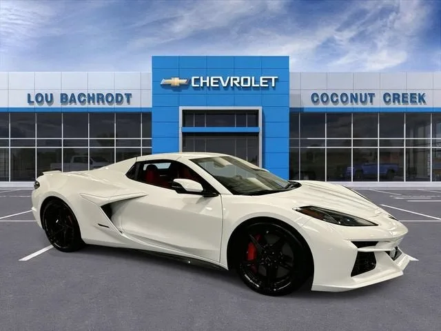 2025 Chevrolet Corvette E-Ray 1LZ photo 2