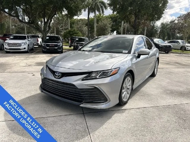 2023 Toyota Camry LE photo 20