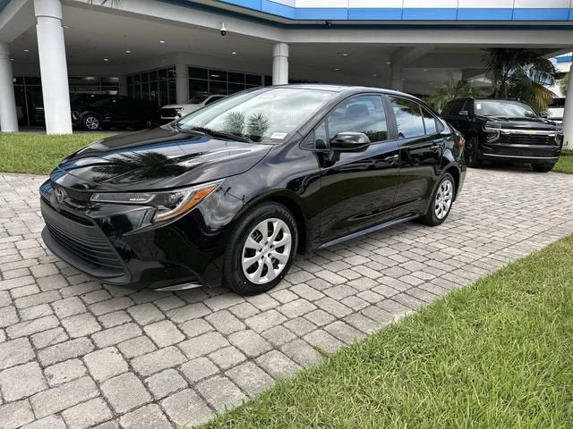 2024 Toyota Corolla LE photo 21