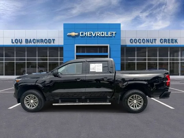 2024 Chevrolet Colorado LT photo 5