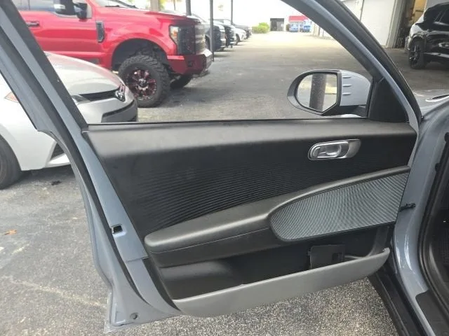 2023 Hyundai IONIQ 6 SEL photo 7