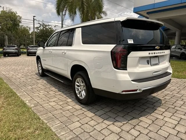 2026 Chevrolet Suburban LS photo 34