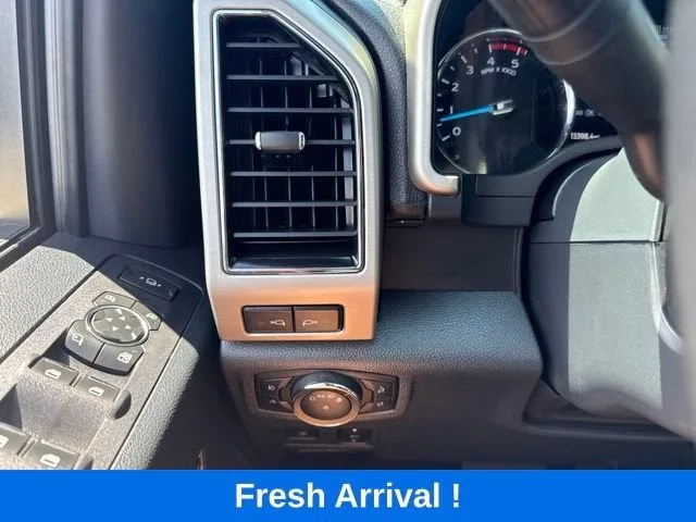 2022 Ford Super Duty F-250 SRW XL photo 8