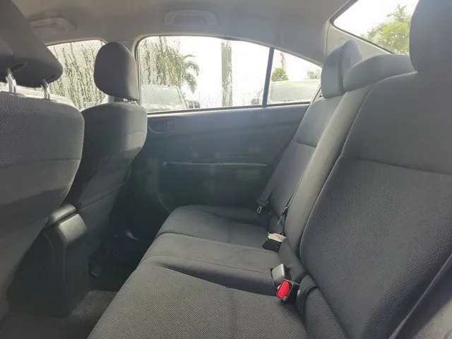 2012 Subaru Impreza Sedan 2.0i photo 13