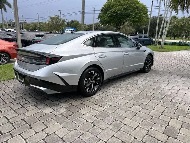 2024 Hyundai Sonata SEL photo 37