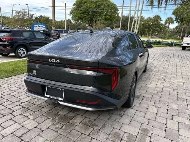 2025 Kia K4 LXS photo 37