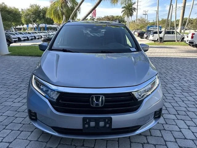 2024 Honda Odyssey Elite photo 18