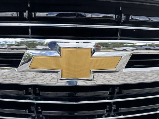 2024 Chevrolet Tahoe LT photo 10