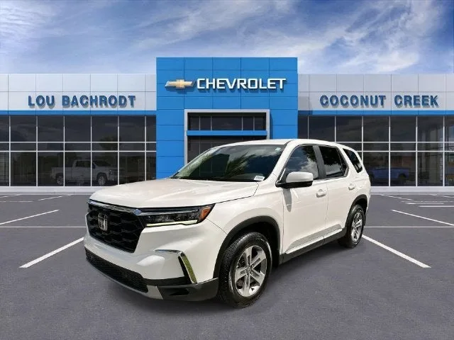 2024 Honda Pilot EX-L 7 Passenger photo 4