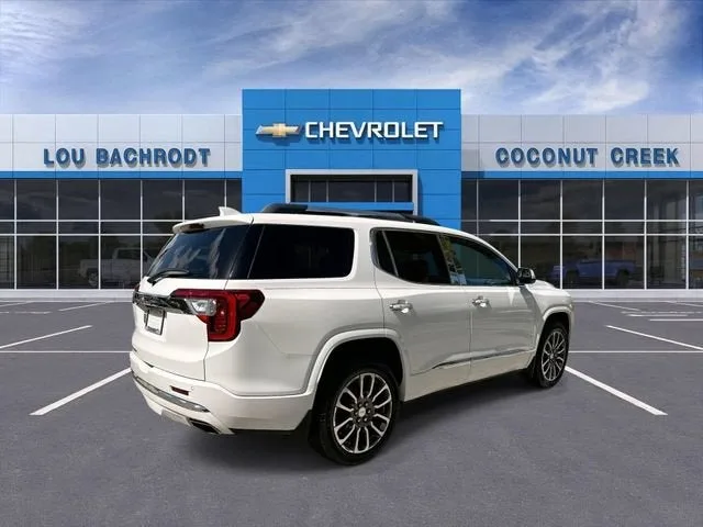 2021 GMC Acadia Denali photo 8