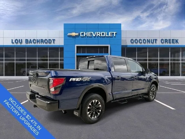 2021 Nissan Titan PRO-4X photo 8