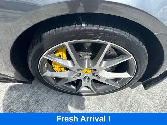 2010 Ferrari California 2DR CONV photo 18