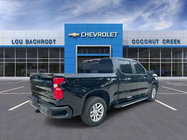 2024 Chevrolet Silverado 1500 RST photo 8
