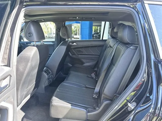 2022 Volkswagen Tiguan SE R-Line Black photo 27